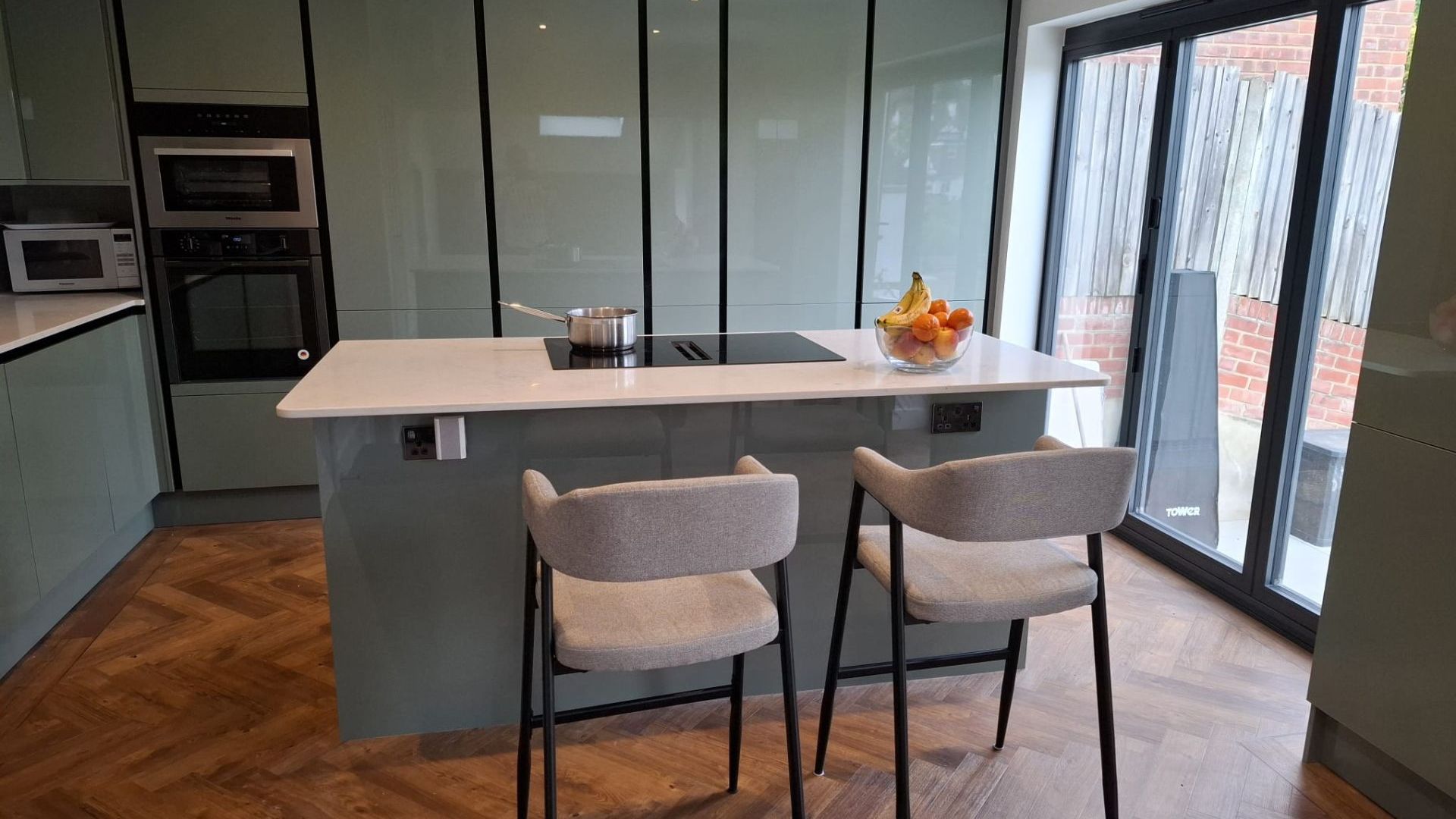 hi-spec kitchen 