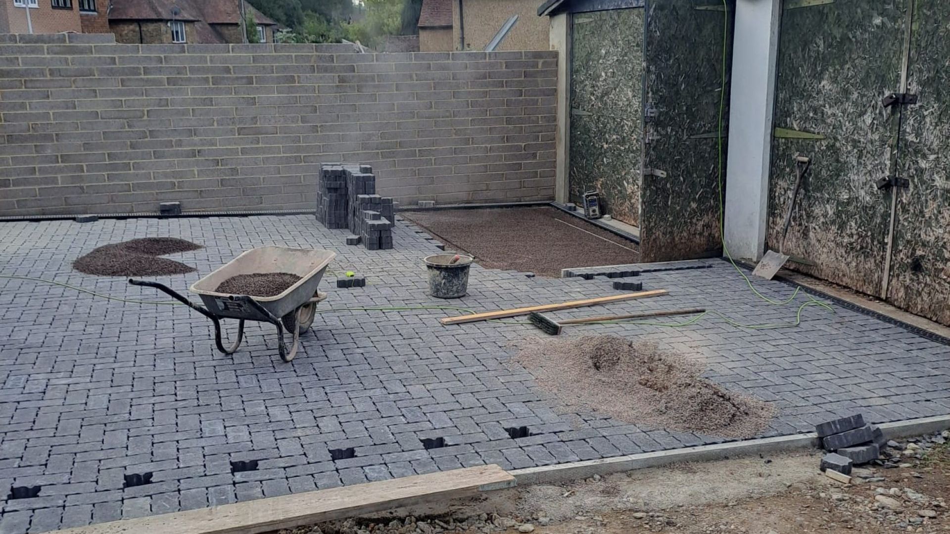sevenoaks permeable driveway almost there
