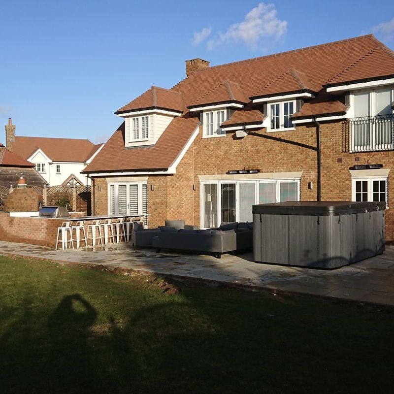 Cinema Room, Outdoor Kitchen, Spa